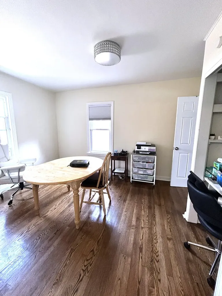3912 West Marquette Road Chicago IL 60629