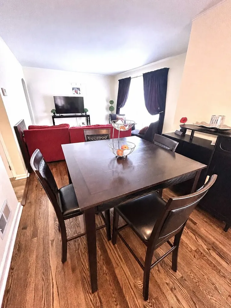 3912 West Marquette Road Chicago IL 60629