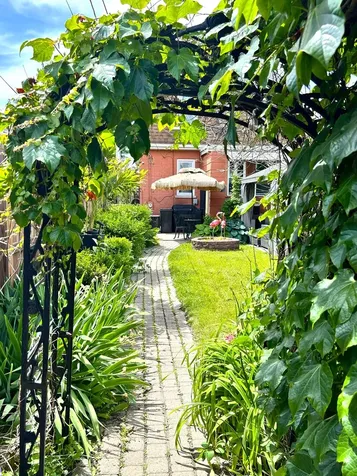 3912 West Marquette Road Chicago IL 60629