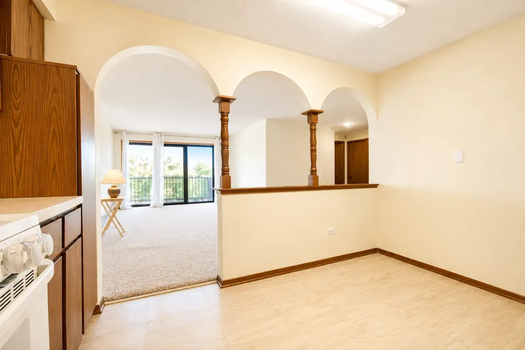 5447 West Lawrence Avenue Chicago IL 60630