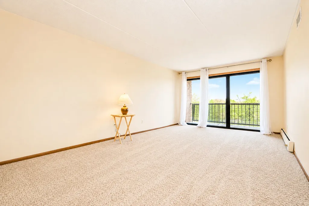 5447 West Lawrence Avenue Chicago IL 60630