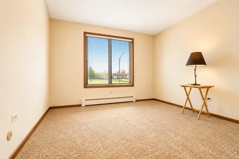 5447 West Lawrence Avenue Chicago IL 60630