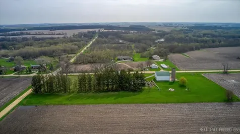 7930 East Line Road Kirkland IL 60146