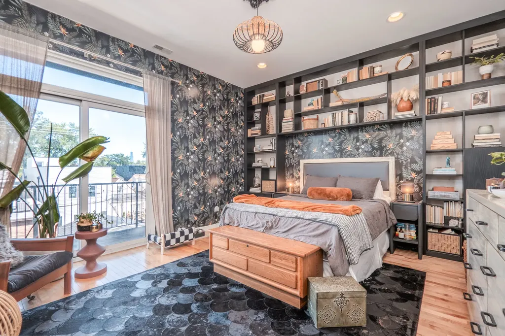 843 North California Avenue Chicago IL 60622