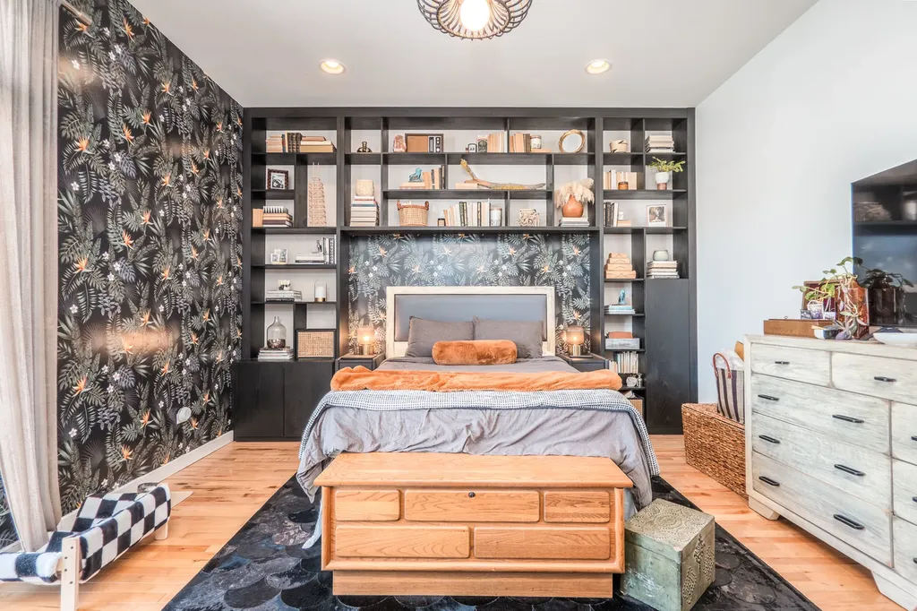 843 North California Avenue Chicago IL 60622