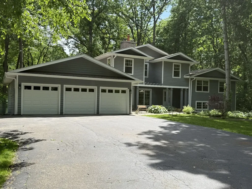 2841 Orange Brace Road Riverwoods IL 60015