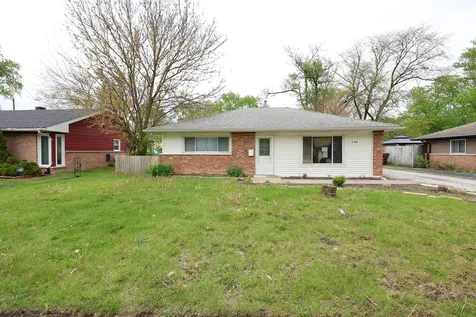 366 Blackhawk Drive Park Forest IL 60466