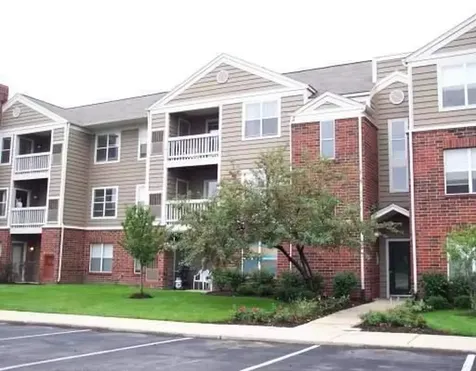 212 Glengarry Drive Bloomingdale IL 60108