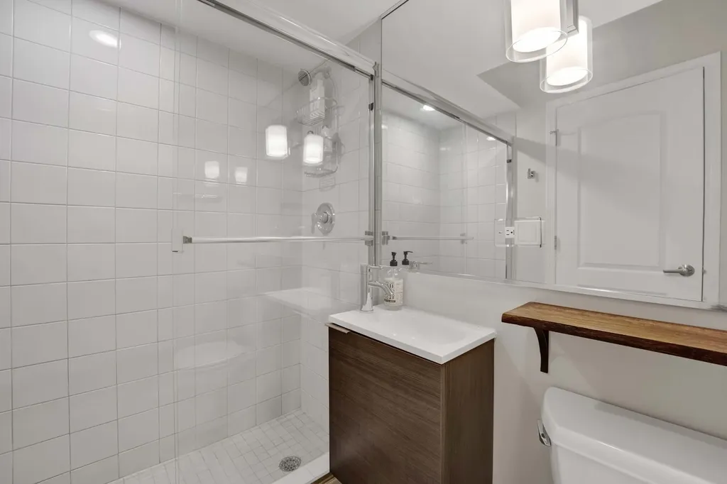 1757 North Paulina Street Chicago IL 60622