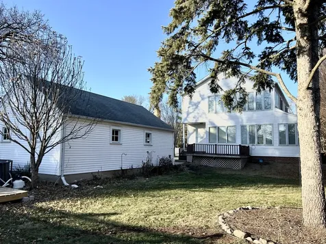 428 East Thompson Street Princeton IL 61356