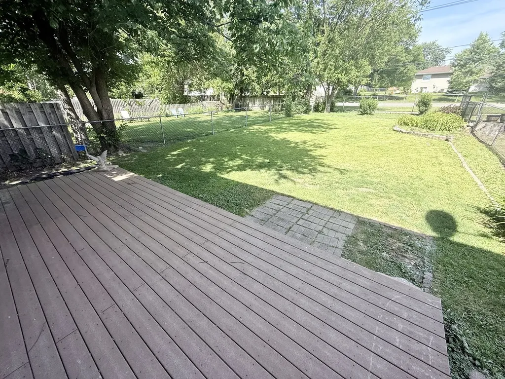 6119 Lane Place Downers Grove IL 60516