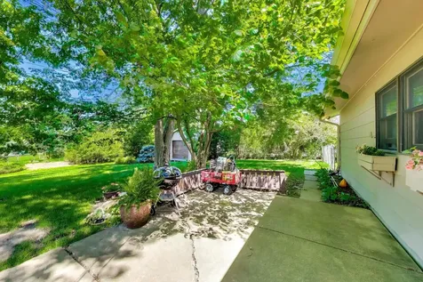 170 Westview Street Hoffman Estates IL 60169