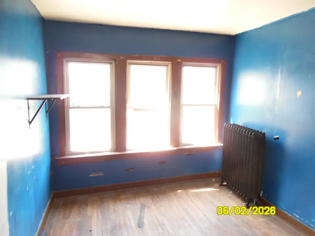 556 West 111th Street Chicago IL 60628