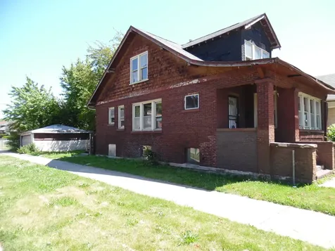556 West 111th Street Chicago IL 60628