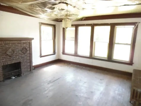 556 West 111th Street Chicago IL 60628
