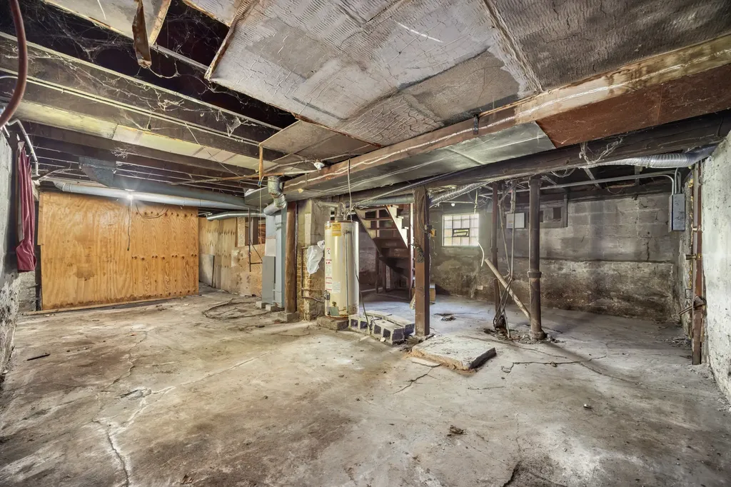 10631 South Wabash Avenue Chicago IL 60628