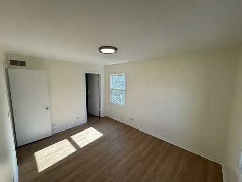 425 Beechwood Drive Westmont IL 60559