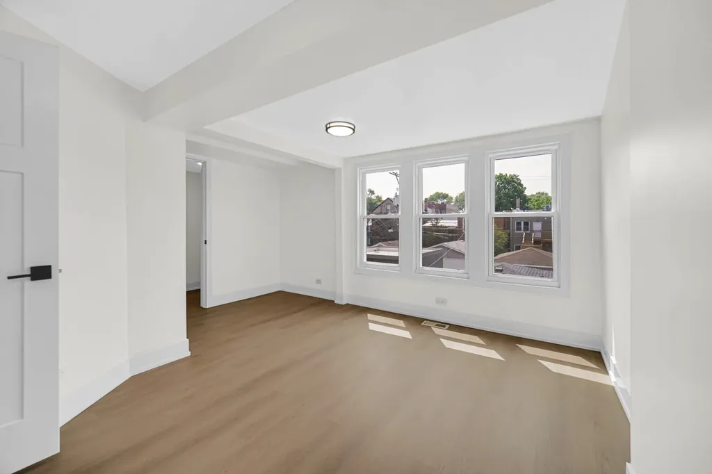 1520 North Campbell Avenue Chicago IL 60622
