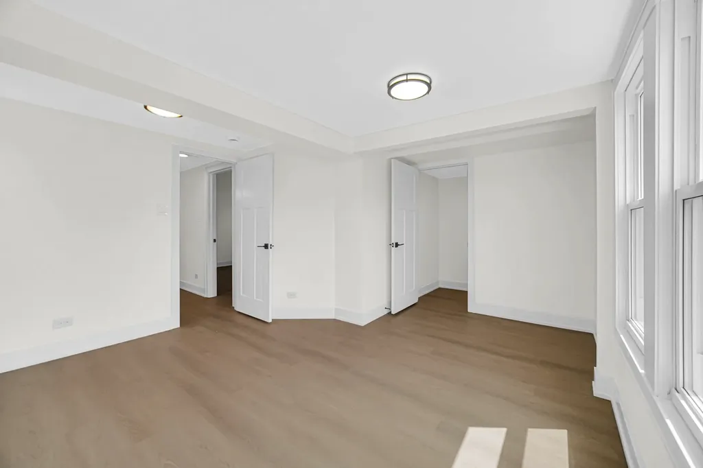 1520 North Campbell Avenue Chicago IL 60622