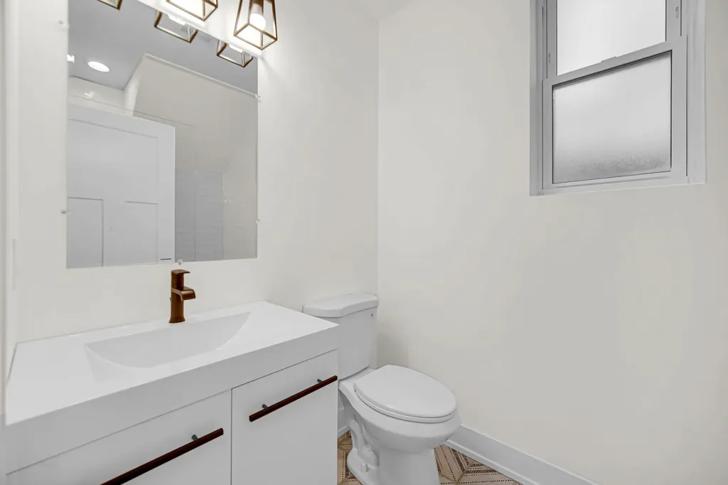 1520 North Campbell Avenue Chicago IL 60622
