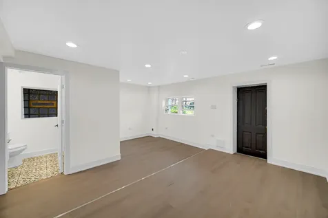1520 North Campbell Avenue Chicago IL 60622