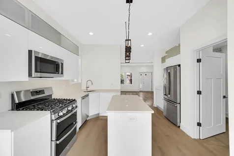 1520 North Campbell Avenue Chicago IL 60622