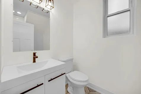 1520 North Campbell Avenue Chicago IL 60622