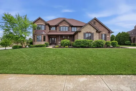 8743 Stone Creek Boulevard Frankfort IL 60423