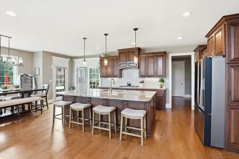 8743 Stone Creek Boulevard Frankfort IL 60423