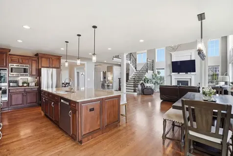 8743 Stone Creek Boulevard Frankfort IL 60423