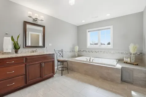 8743 Stone Creek Boulevard Frankfort IL 60423