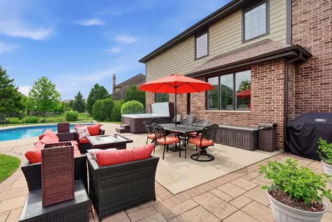 8743 Stone Creek Boulevard Frankfort IL 60423