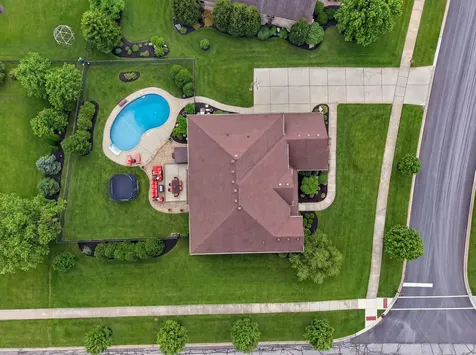 8743 Stone Creek Boulevard Frankfort IL 60423