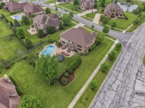 8743 Stone Creek Boulevard Frankfort IL 60423