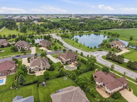 8743 Stone Creek Boulevard Frankfort IL 60423