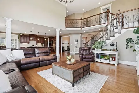 8743 Stone Creek Boulevard Frankfort IL 60423