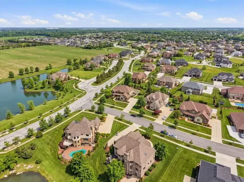 8743 Stone Creek Boulevard Frankfort IL 60423