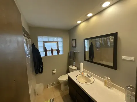 397 Saginaw Avenue Calumet City IL 60409
