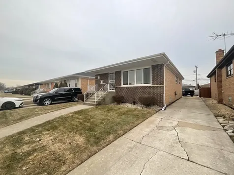 397 Saginaw Avenue Calumet City IL 60409