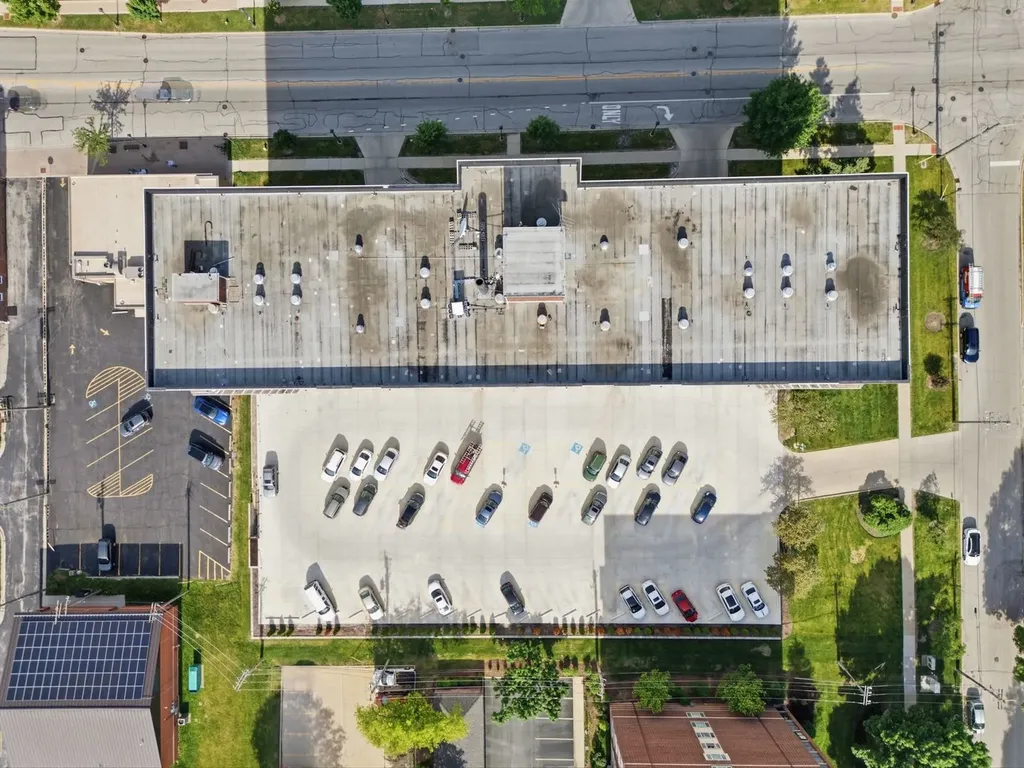 33 North Main Street Lombard IL 60148