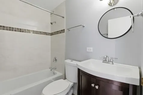 33 North Main Street Lombard IL 60148
