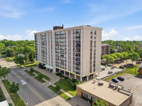 33 North Main Street Lombard IL 60148