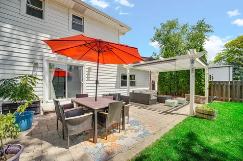 459 Sussex Court Buffalo Grove IL 60089