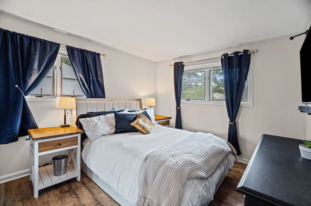 35 Johnathan Road Lake Zurich IL 60047