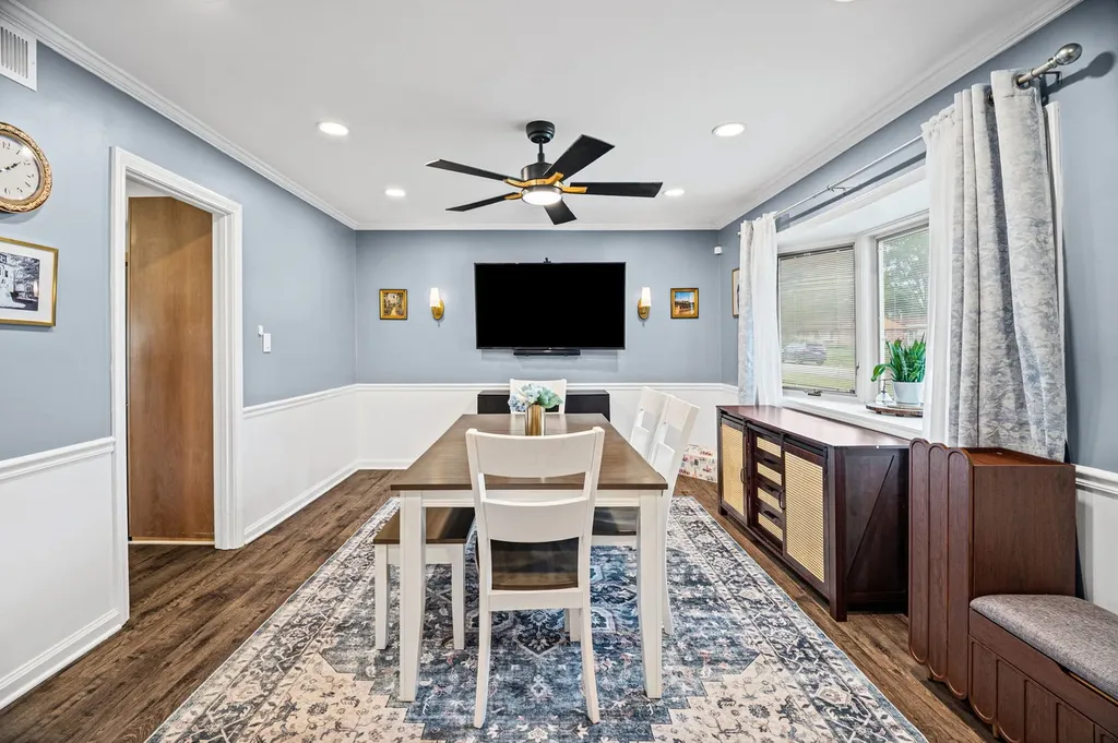 35 Johnathan Road Lake Zurich IL 60047