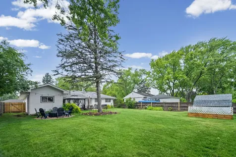 35 Johnathan Road Lake Zurich IL 60047