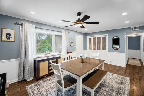35 Johnathan Road Lake Zurich IL 60047