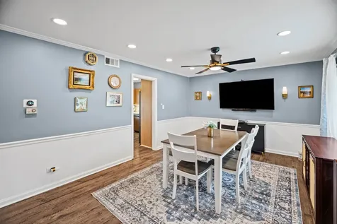 35 Johnathan Road Lake Zurich IL 60047