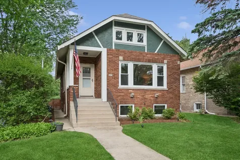 2100 Forestview Road Evanston IL 60201