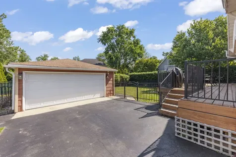 146 West Greenfield Avenue Lombard IL 60148